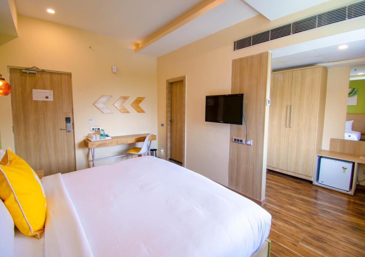 Bloom Hotel - Gachibowli 하이데라바드 외부 사진
